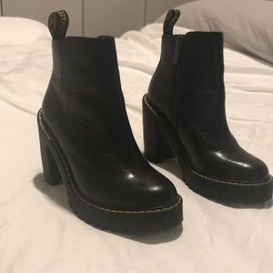 Dr. Martens Magdalena Bootie